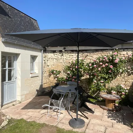 Le Petit Pavillon * Noyant-la-Plaine